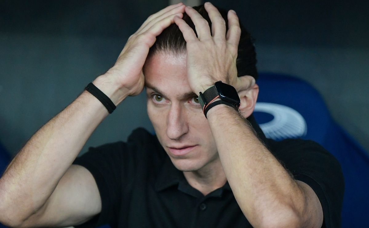 Demissão inesperada de Filipe Luís no Flamengo causa bastante indignação e reprovação em Chico Garcia