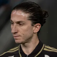 Filipe Luís, ex-Flamengo, é bem avaliado no América-MEX