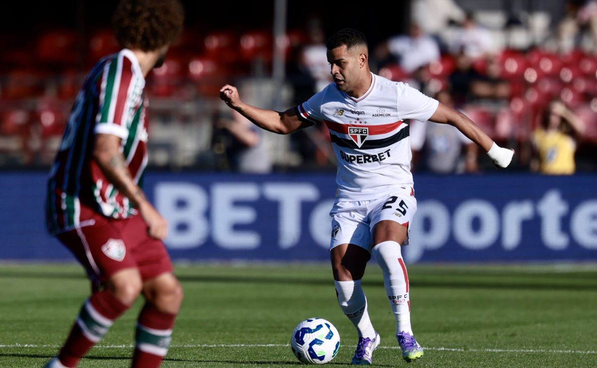 Reforço do Fluminense, Alisson se declara ao São Paulo após polêmicas: “Para sempre no meu coração”