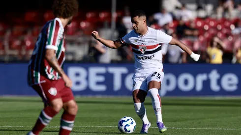 Alisson, jogador do São Paulo, durante partida contra o Fluminense no estádio Morumbi pelo Campeonato Brasileiro A 2025. Foto: Marcello Zambrana/AGIF