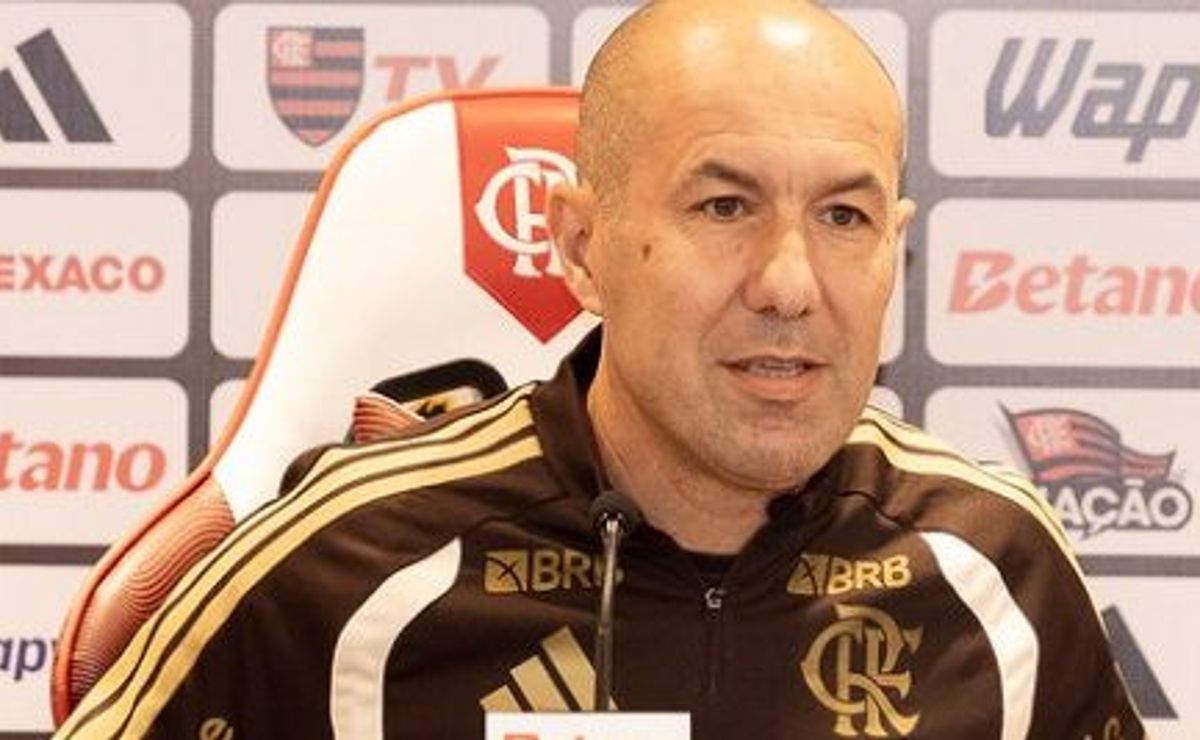 Leonardo Jardim projeta duelo contra o Fluminense e faz alerta: “Ser dominantes, vencer o jogo”