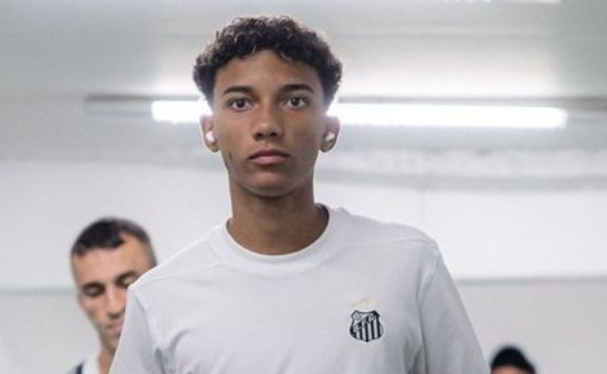 Diretoria do Santos se reúne com Robinho Jr após problemas e avança por renovação contratual