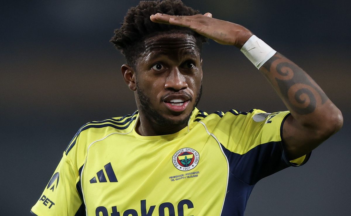 Atlético-MG tem conversas avançadas para fechar com Fred e Vasco não deve contratar o volante