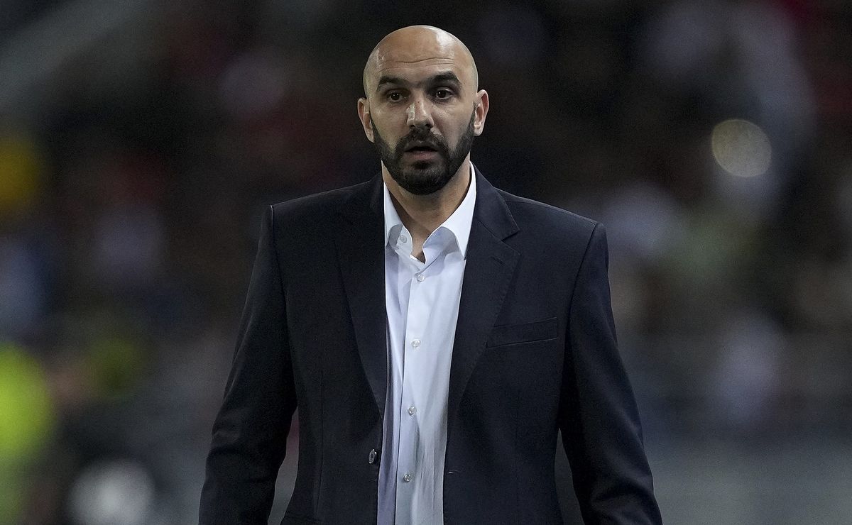 Adversário da Seleção Brasileira no Mundial, Marrocos demite técnico semifinalista da Copa de 2022