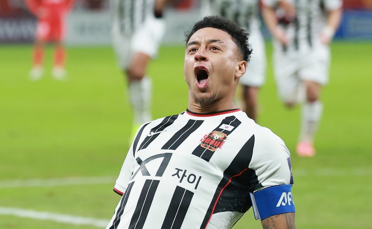 Jesse Lingard pediu para jogar contra o Coritiba, pelo Campeonato Brasileiro, e demonstra boa forma