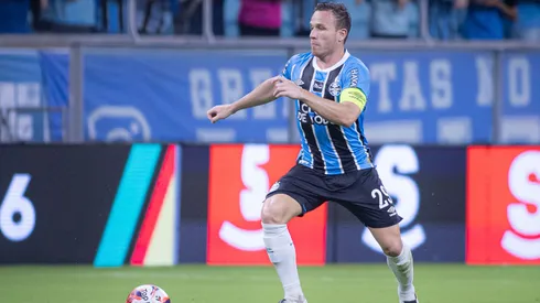 Arthur, jogador do Grêmio, durante partida contra o Juventude no estadio Arena do Gremio pelo campeonato Gaucho 2026. Foto: Maxi Franzoi/AGIF