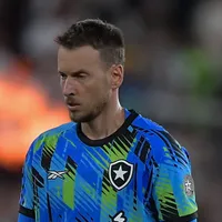 Neto topa fechar com Corinthians, mas problemas travam negócio