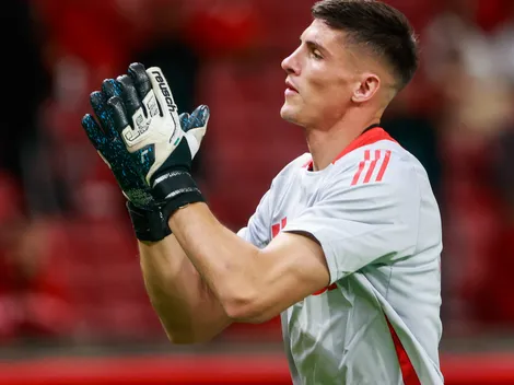 Coudet tenta convencer Rochet para jogar no River, mas goleiro fica no Internacional