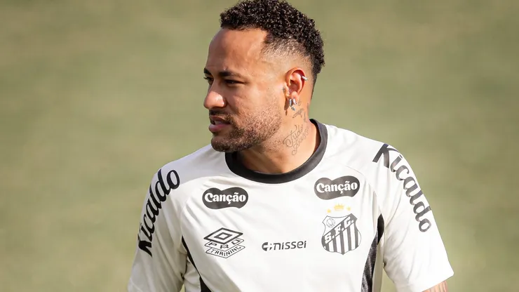 Neymar foi poupado de atividade no CT Rei Pelé - Foto: Raul Baretta/ Santos FC.