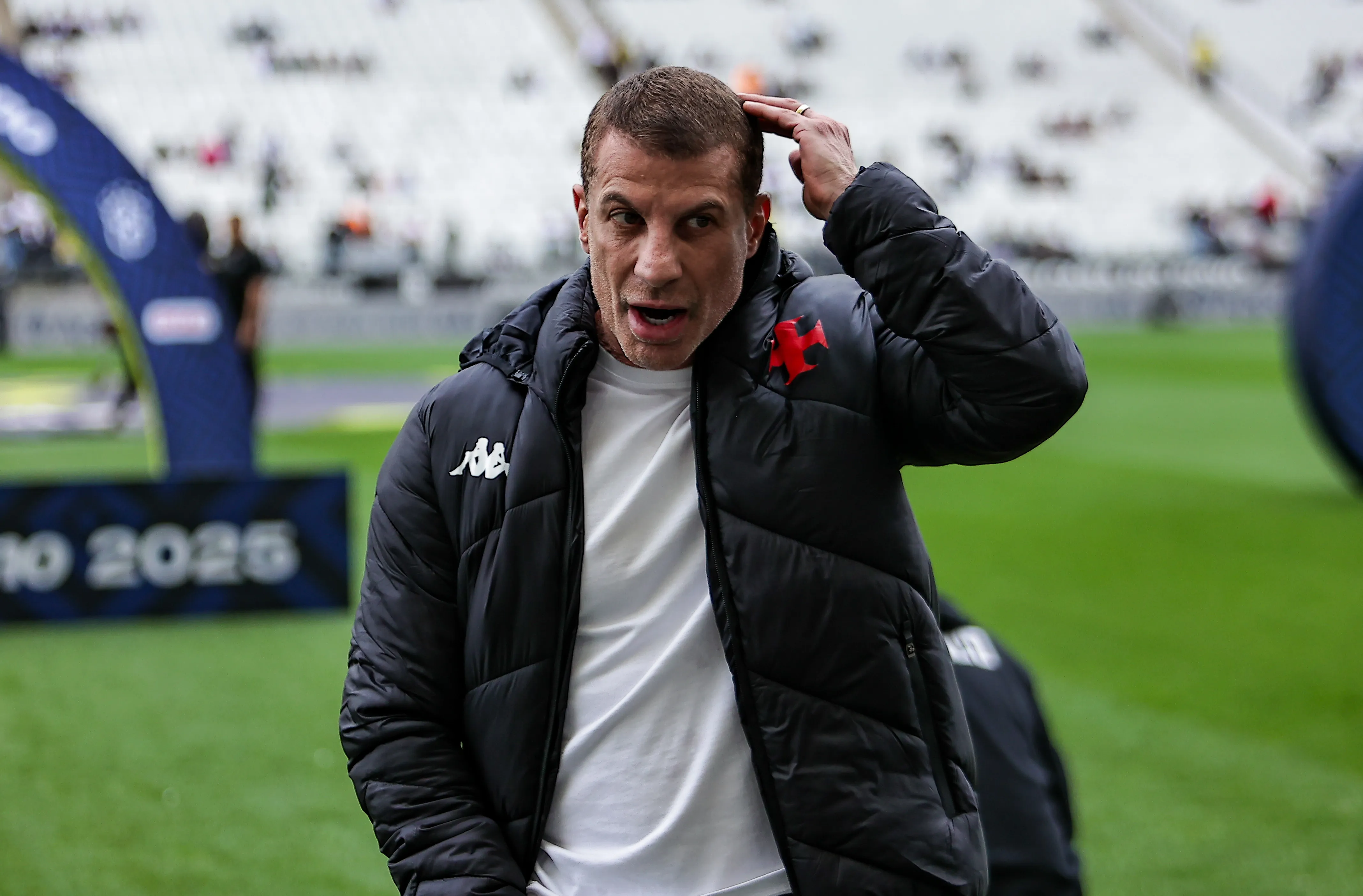 SP – SAO PAULO – 05/04/2025 – BRASILEIRO A 2025, CORINTHIANS X VASCO –  Pedrinho presidente do Vasco antes da partida contra o Corinthians no estadio Arena Corinthians pelo campeonato Brasileiro A 2025. Foto: Fabio Giannelli/AGIF