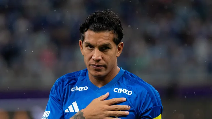Lucas Romero durante partida do Cabuloso no Mineirão