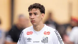 Gabriel Bontempo durante partida do Peixe em Novo Horizonte