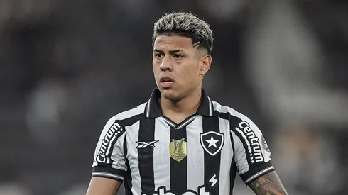 Matheus Martins jogador do Botafogo durante partida contra o Mirassol no estadio Engenhao pelo campeonato Brasileiro A 2025.