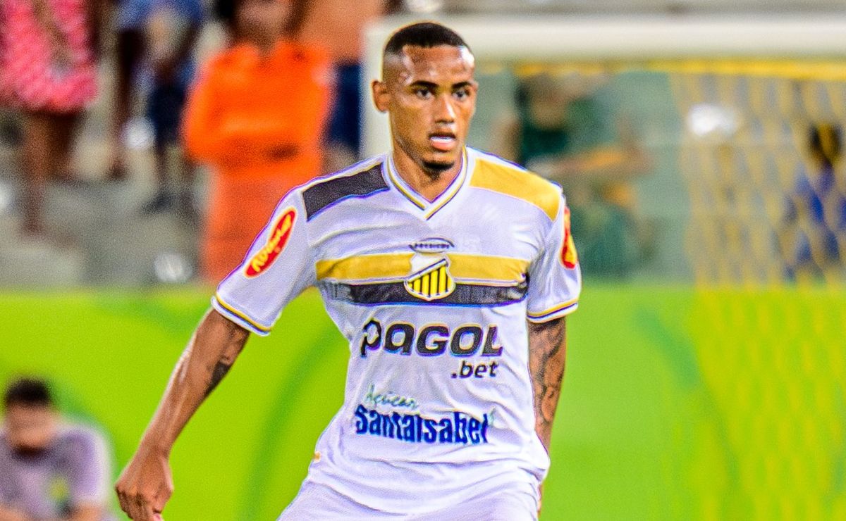 Hernán Crespo aprova contratação de zagueiro e São Paulo estuda proposta por Patrick, do Novorizontino