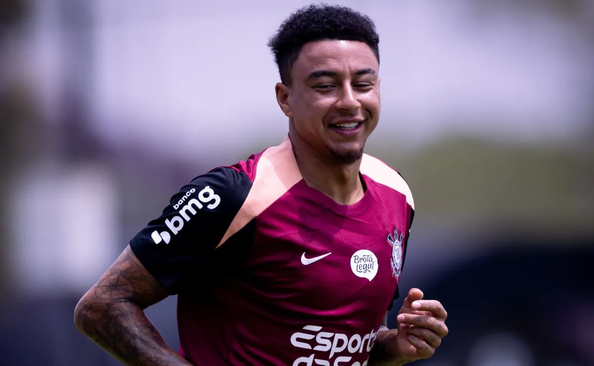 Corinthians acelera estreia de Lingard, resolve burocracia e projeta inglês contra o Fluminense