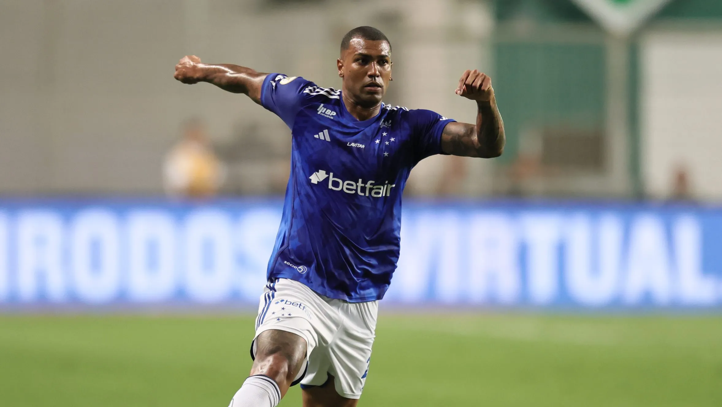 Walace pelo Cruzeiro. Foto: Gilson Lobo/AGIF