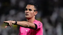 O arbitro Matheus Delgado Candancan durante partida entre Palmeiras e Novorizontino no estadio Arena Barueri pelo campeonato Paulista 2026. Foto: Ettore Chiereguini/AGIF