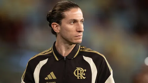 Filipe Luis deixou o Flamengo no início de março
