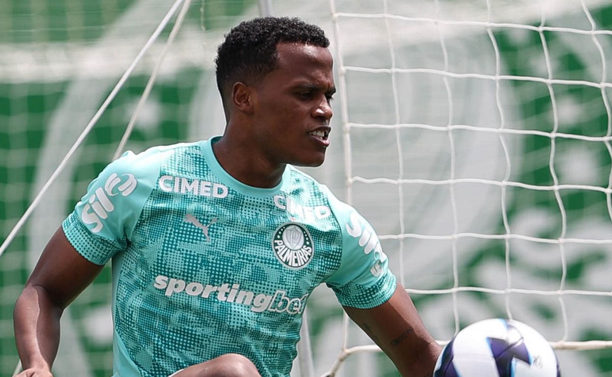 Escalação do Palmeiras: Jhon Arias treina como titular e pode ser novidade em decisão do Paulistão