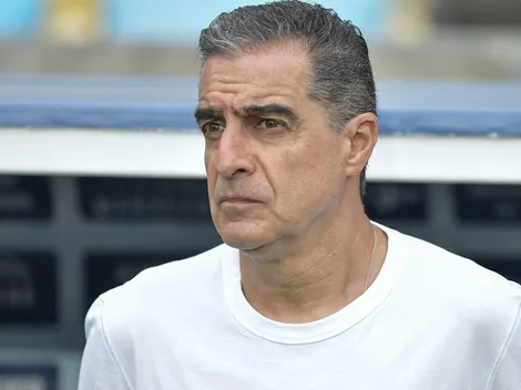 Renato Paiva volta a criticar postura de John Textor