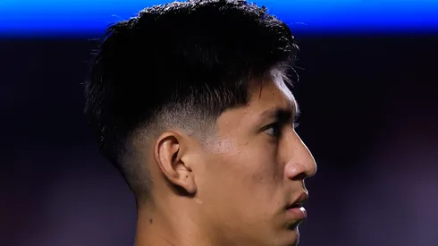 Vojvoda testou time com nova formação e Miguelito ficou de fora dos titulares