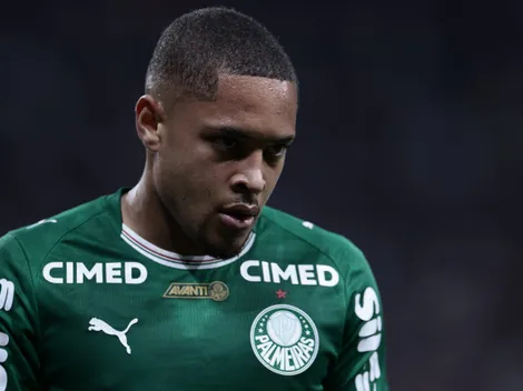 Vitor Roque treina com elenco e deve jogar a final