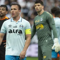 Arthur prioriza Grêmio mesmo com proposta do Como