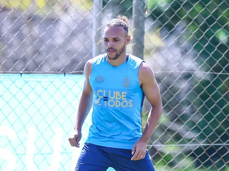Braithwaite comenta lesão e cita ansiedade por retorno ao Grêmio