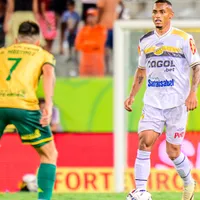 Santos mira novo zagueiro e entra na disputa por Patrick