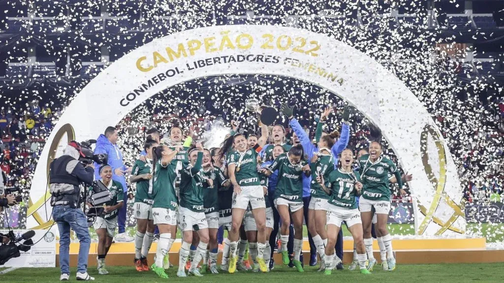 Elenco do Palmeiras campeão da Libertadores Feminina 2022