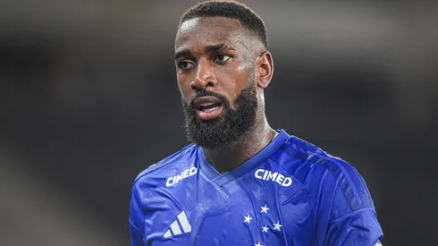 Gerson em ação pelo Cruzeiro.
