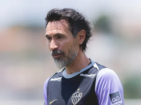 Eduardo Domínguez tem dúvida no esquema para Cruzeiro x Atlético