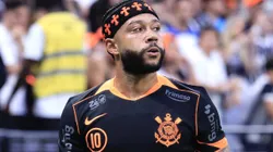 Memphis Depay segue com futuro indefinido.