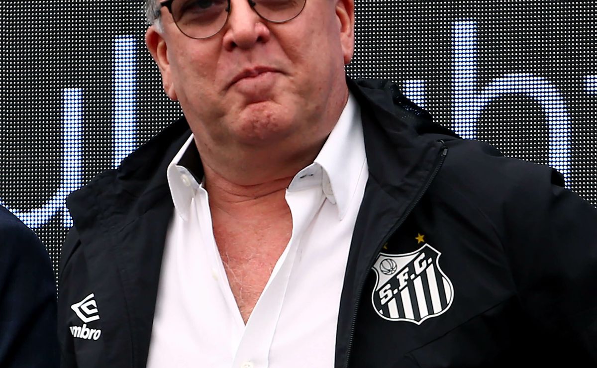 Marcelo Teixeira faz postagem sobre ingressos para Santos x Corinthians e é criticado na web