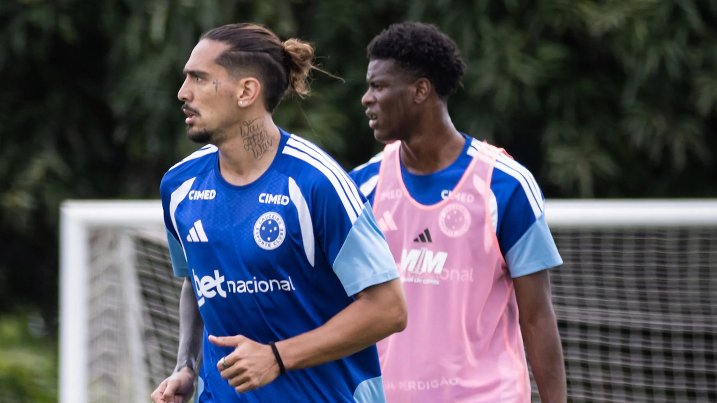 Chico da Costa em treino na Toca 2. Foto: Gustavo Aleixo/Cruzeiro