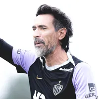 Eduardo Domínguez muda o ambiente no Atlético-MG