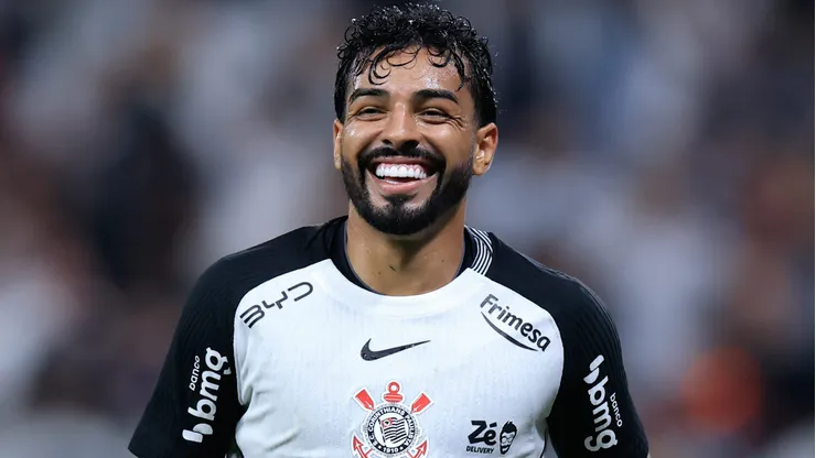 Matheus Bidu jogador do Corinthians comemora seu gol durante partida contra o Bragantino no estadio Arena Corinthians pelo campeonato Brasileiro A 2026. Foto: Marcello Zambrana/AGIF