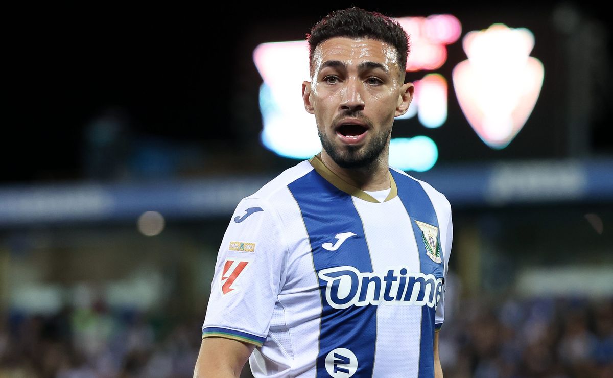 Ex-Barcelona, Munir El Haddadi é oferecido ao Vasco e clube avalia contratação do atacante de 30 anos