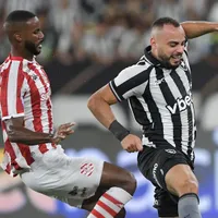 Botafogo imita saída de bola do PSG e cena viraliza