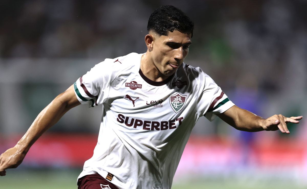 Savarino, agora no Fluminense, projeta sua primeira final do Campeonato Carioca, contra o Flamengo