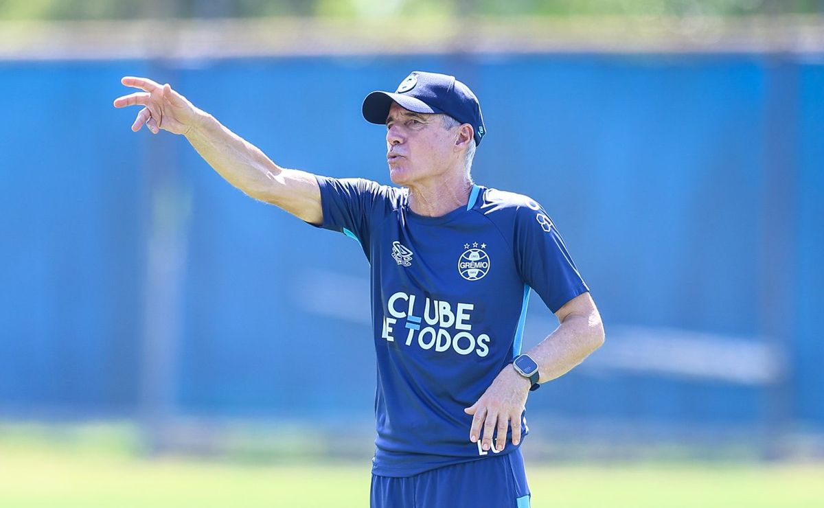 Luís Castro mira primeiro troféu no Brasil para o Grêmio quebrar marca de 20 anos no Beira-Rio