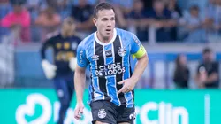 Arthur tem contrato com o Grêmio até a metade do ano