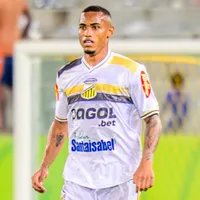 Alvo do Atlético-MG, Patrick tem futuro encaminhado, segundo Nicola