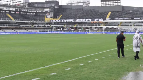 Vista geral do estadio Vila Belmiro para partida entre Santos e Vasco, apesar das chuvas que nao param, pelo campeonato Brasileiro A 2026. Foto: Jota Erre/AGIF
