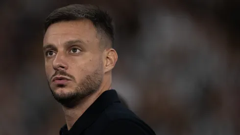 Martin Anselmi tecnico do Botafogo durante partida contra o Nacional Potosi no estadio Engenhao pelo campeonato Copa Libertadores 2026. Foto: Jorge Rodrigues/AGIF