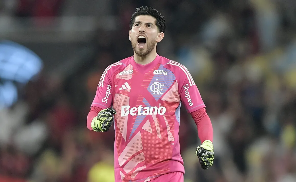 Diego Alves avalia peso histórico de Rossi no Flamengo e crava: “Com certeza é um ídolo”