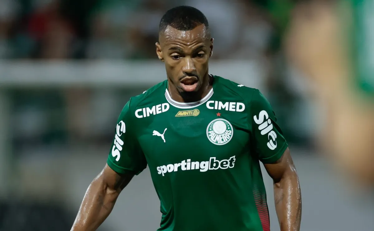 Marlon Freitas se pronuncia sobre polêmica, pede desculpas ao Botafogo e admite erro