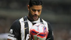 Hulk foi um dos protagonistas da briga generalizada no Mineirão - Foto: Gilson Lobo/AGIF