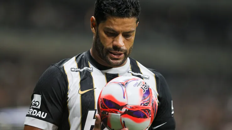 Hulk foi um dos protagonistas da briga generalizada no Mineirão - Foto: Gilson Lobo/AGIF