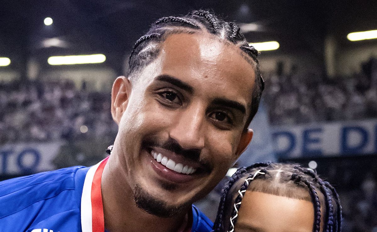 Christian provoca Everson após briga generalizada em Cruzeiro X Atlético-MG: “Ele não conseguiu achar a gente”